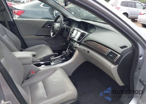 2017 Honda Accord Ex-L V6 z USA, uszkodzony, nr VIN 1HGCR3F02HA012296